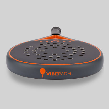 Padel racket with VibePadel logo on a grey background